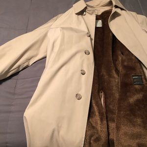 Men’s vintage London Fog tan trench coat XL